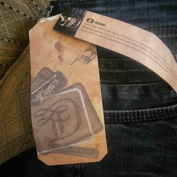 Buckle TTD Jeans - Picture 3 of 4